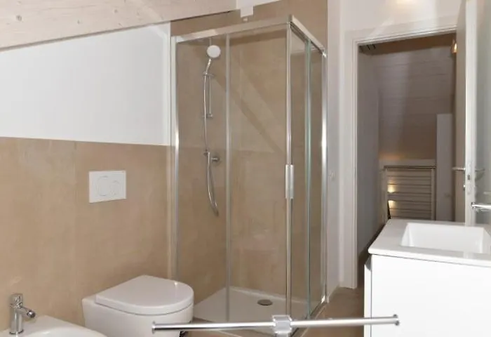 Διαμέρισμα Attico 6 Posti Letto Zona Piazza Aurora 280m Dal Mare Τζεσόλο Λίντο